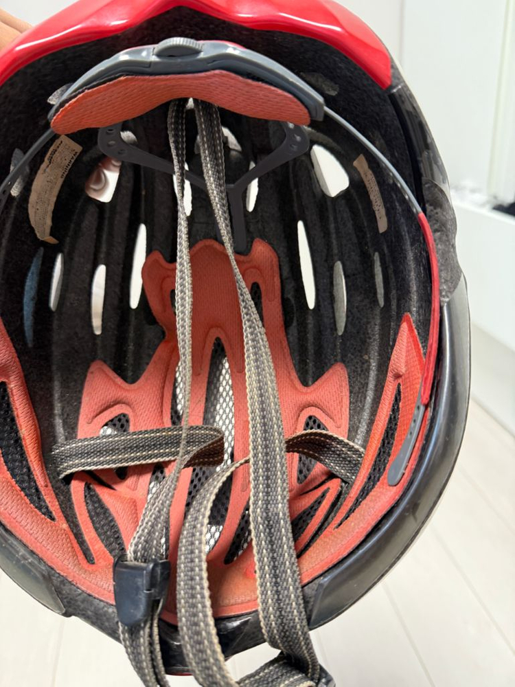 코미네 자전거 헬멧 이미지