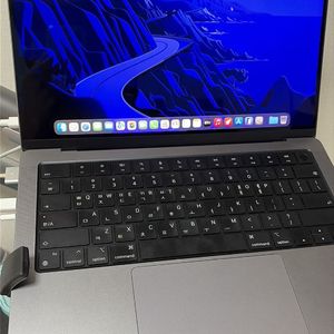 [교환]m1 pro 기본형 32기가램 보유 >> 16인치 실버 이미지