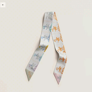 에르메스 트윌리 스카프 퍼레이드 트윌리 그리 빼를르/베르/죤 이미지