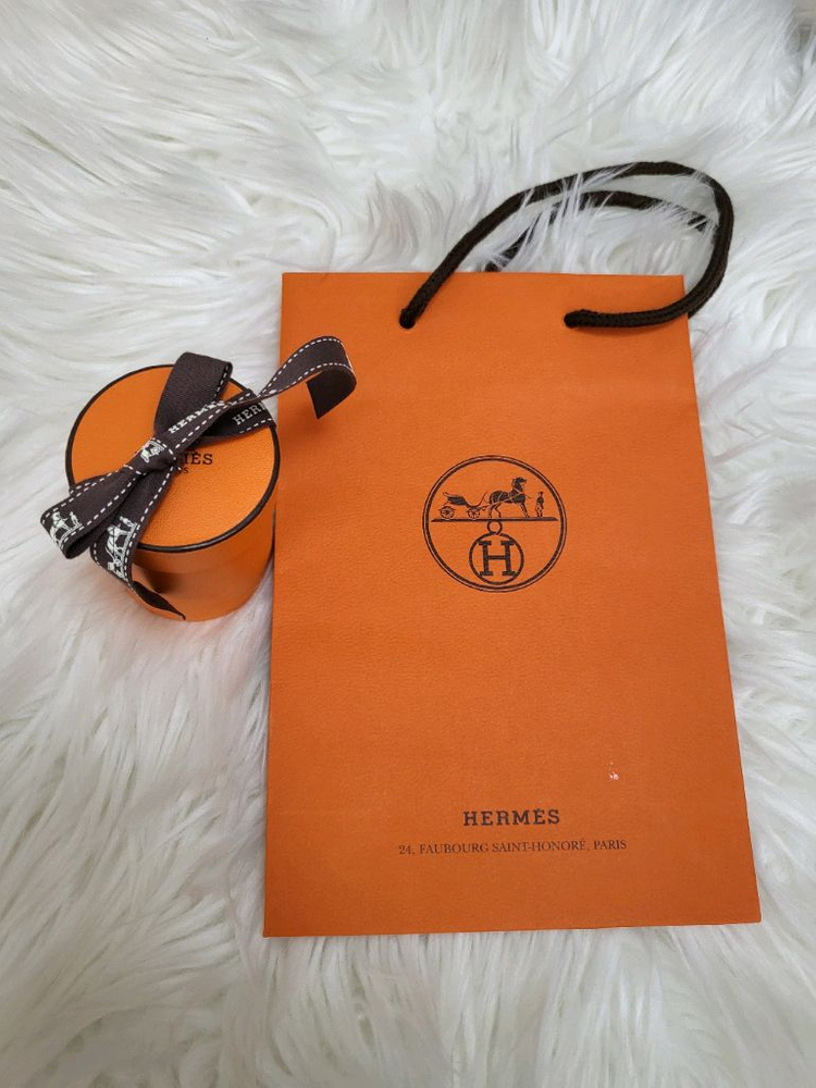 에르메스 트윌리 스카프 퍼레이드 트윌리 그리 빼를르/베르/죤 이미지