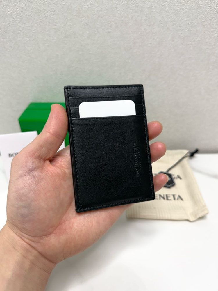 (크림/S)보테가베네타 인트레치아토 카드지갑 블랙 이미지