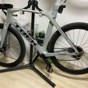 트렉 마돈 6세대 slr6 58사이즈 로드 자전거 팝니다 이미지