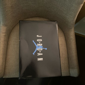 나이키 조던 11 low 레전드블루 275 이미지