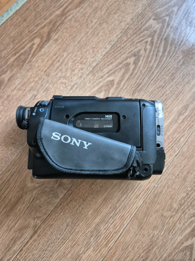 소니 8mm 캠코더 CCD-TRV46 - 택포10만 이미지