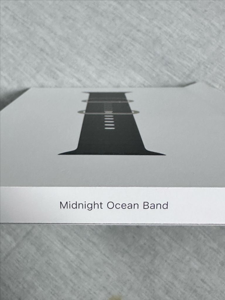 애플워치 미드나이트, 내추럴티타늄 오션밴드 이미지