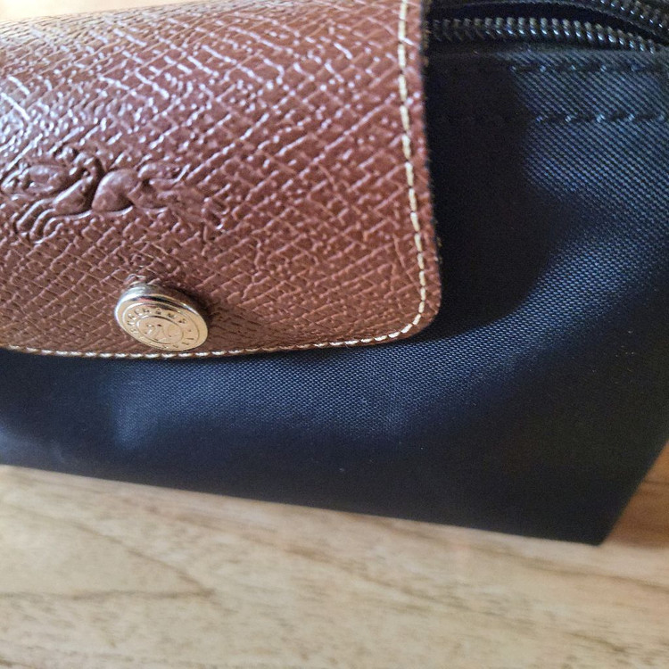 롱샴 르플리아쥬 미니 핸들 파우치 이미지