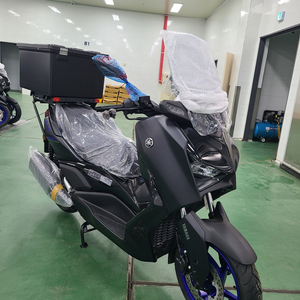 야마하 XMAX300cc 배달 오토바이 스쿠터 이미지
