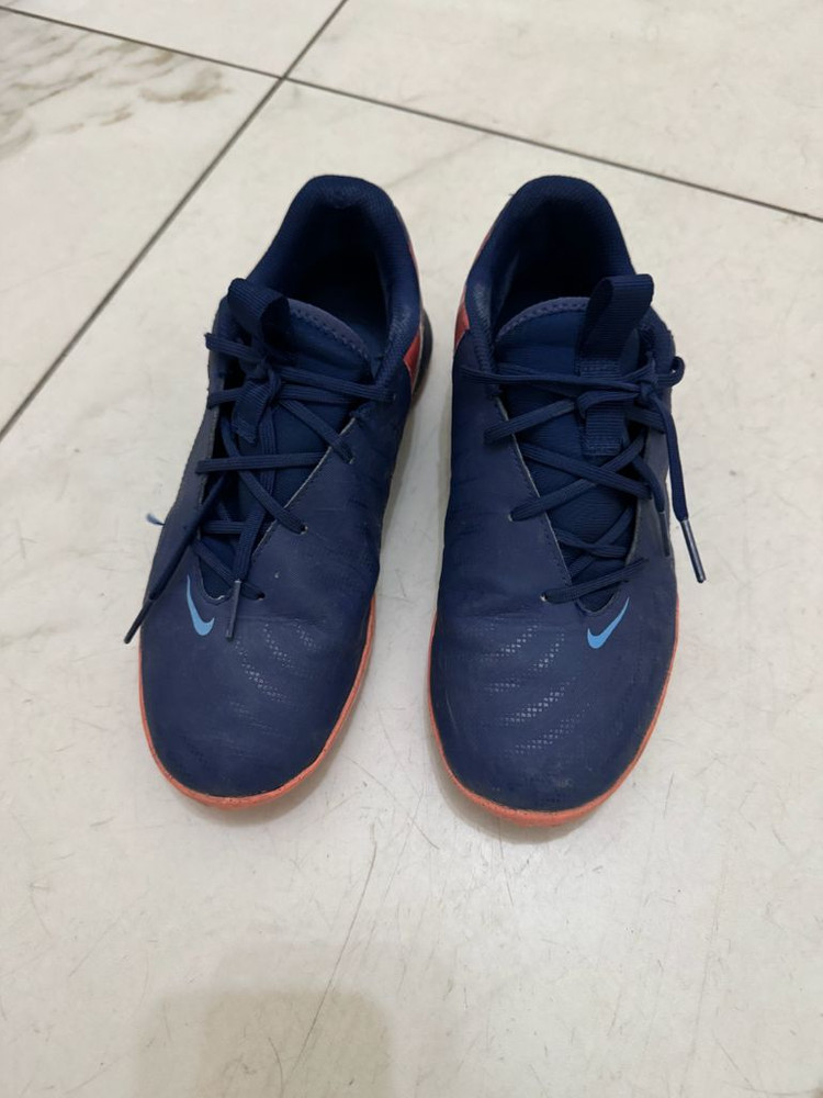 키즈) 나이키 축구화 풋살화 240사이즈 일괄 3컬레 이미지