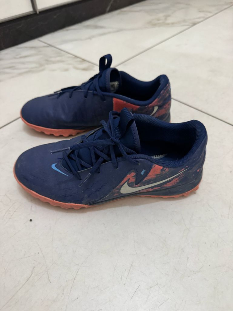 키즈) 나이키 축구화 풋살화 240사이즈 일괄 3컬레 이미지