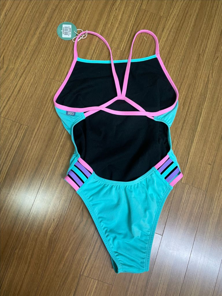 제이드 레녹스 수영복 이미지