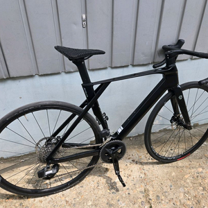 사바 콜로라도 스램 라이벌 무선 카본 로드자전거 이미지