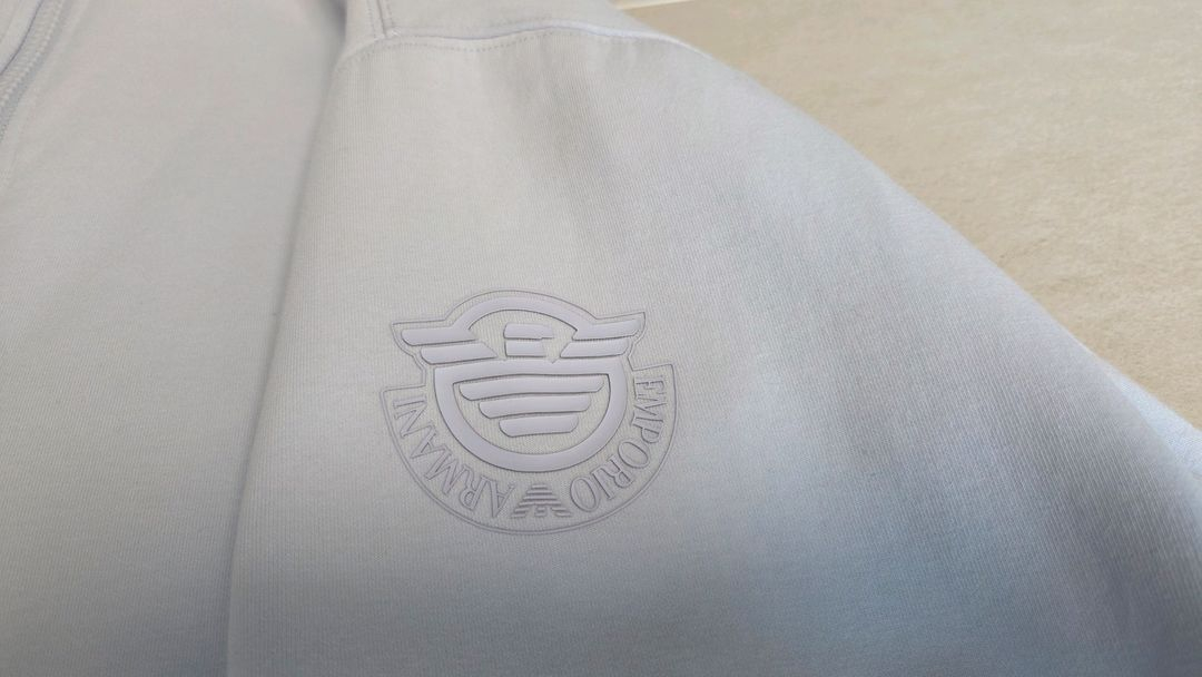 엠포리오 아르마니 오버핏 이글 로고 후드 집업 이미지