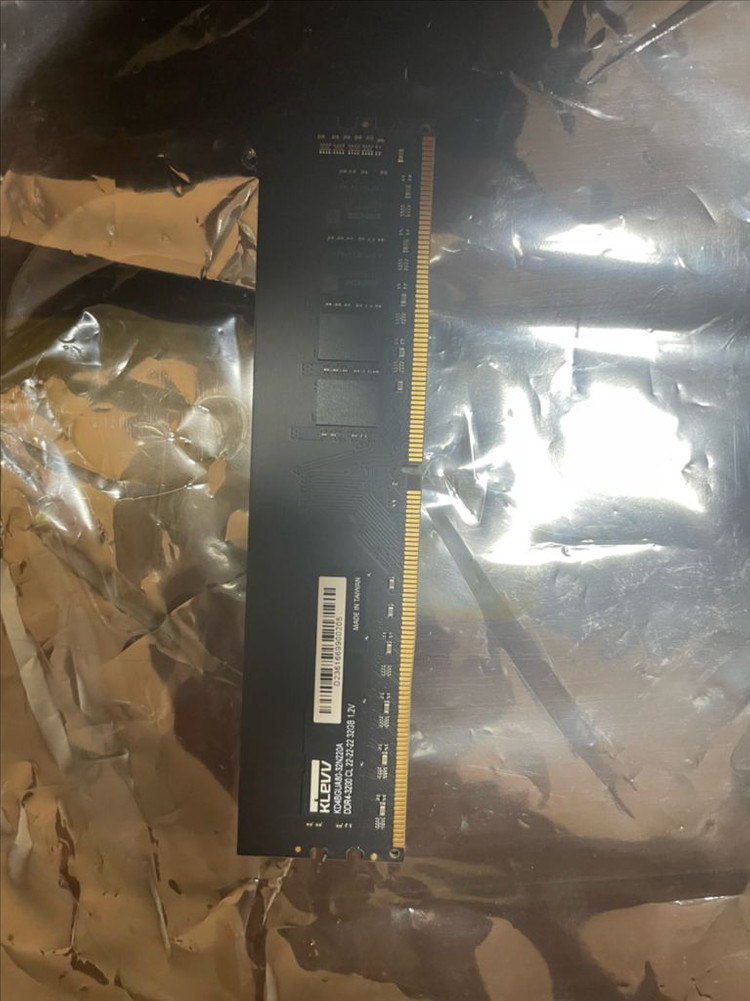 Klevv DDR4 32GB 3200 메모리 이미지