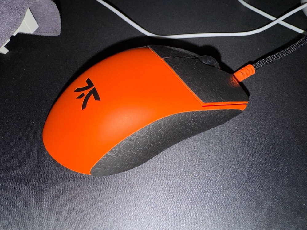 프나틱 람주 마야 FNATIC LAMZU MAYA 8K 무선 게이밍 마우스 이미지