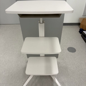 퍼시스 ALIGN 얼라인 CBR005/ CBR005C 높이조절형 강연대 판매해요 이미지