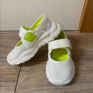 아동 키즈여아 메리제인 메쉬 운동화 180사이즈 만원에 팔아요~ 이미지