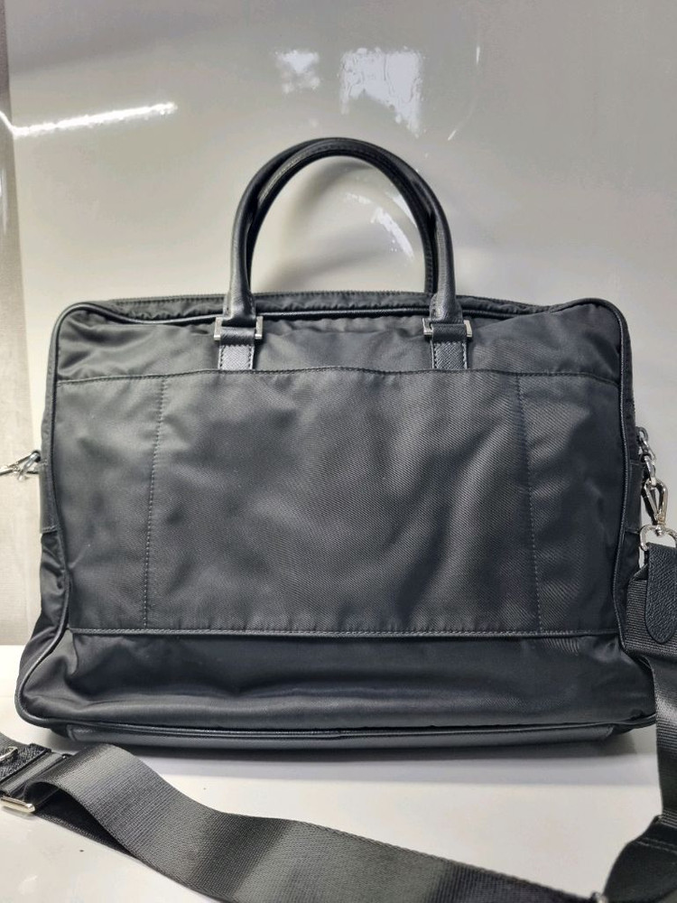 프라다 브리프케이스 서류가방 이미지