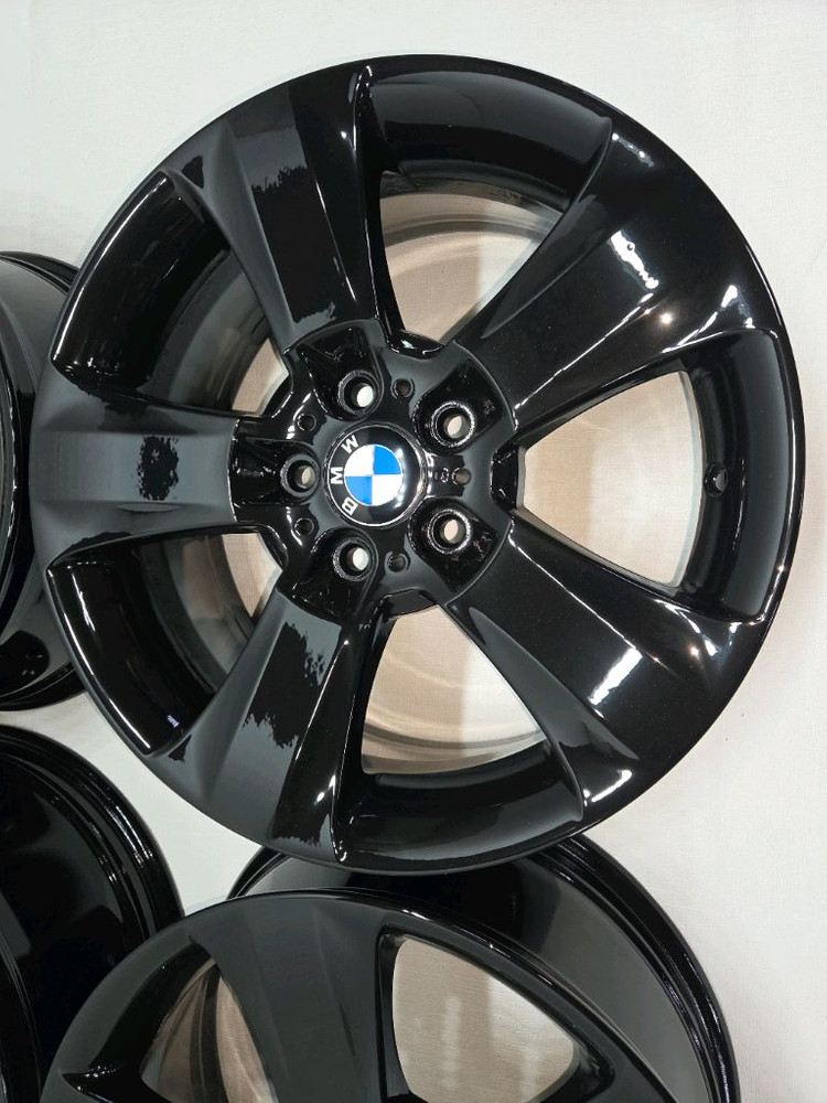BMW F body 18인치 순정 블랙유광 분체도장 복원휠 이미지