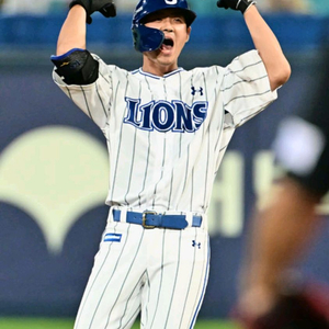 삼성라이온즈 구자욱 실착유니폼 판매합니다 이미지