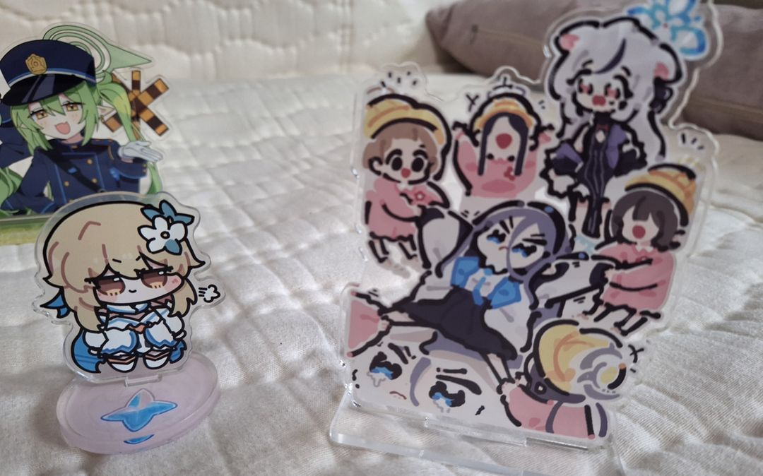 블루아카이브 공식/비공식 아크릴 디오라마, 스탠드 등 이미지