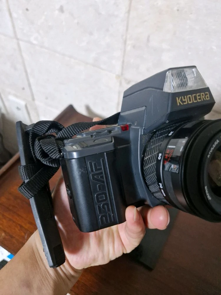 교세라 AF 35-70mm 카메라 이미지