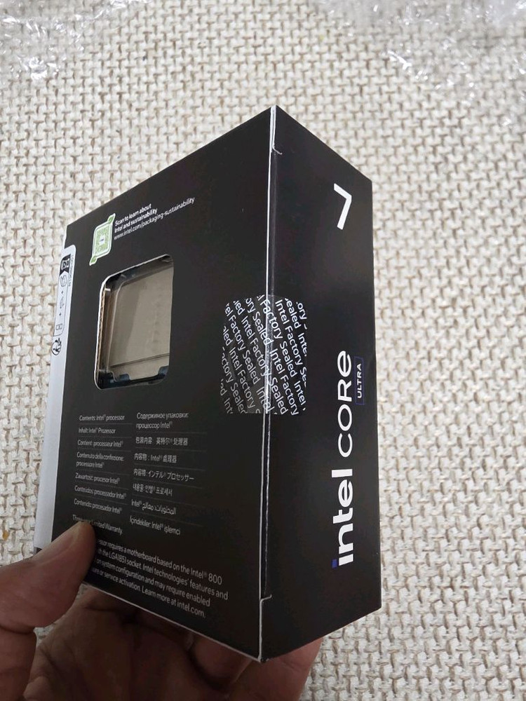 정품 인텔 코어 Ultra 7 265K CPU 이미지