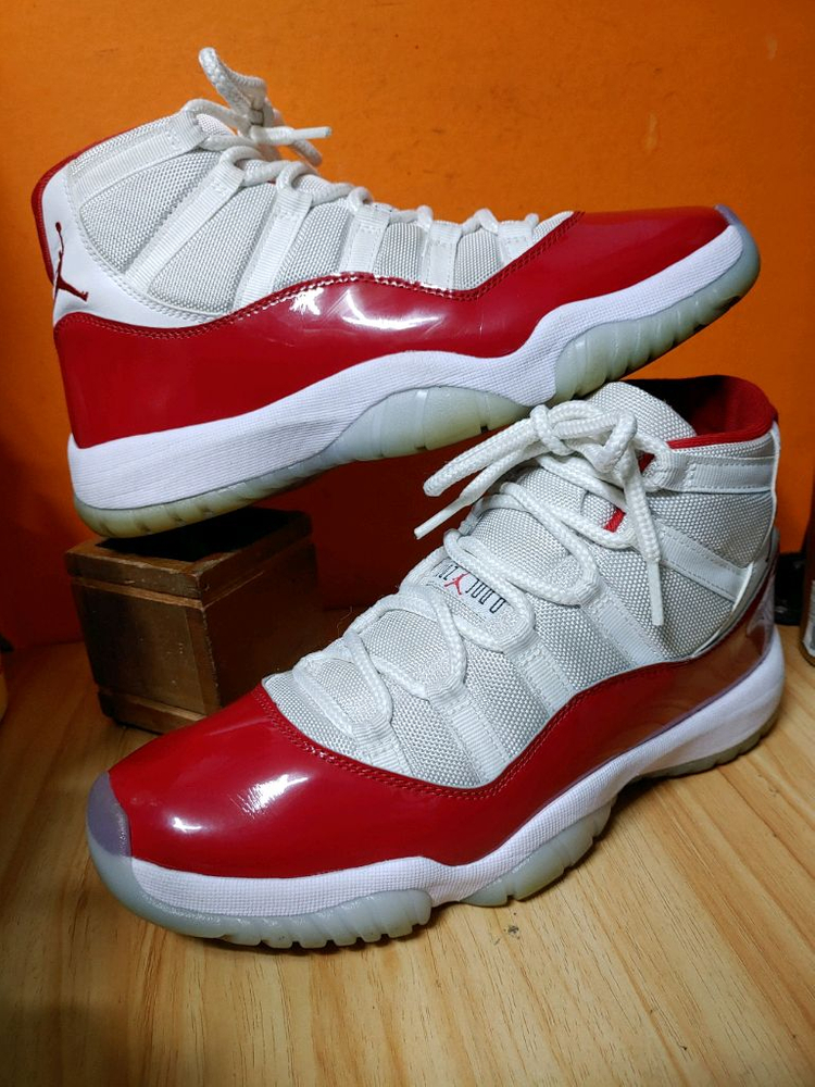나이키 조던11레트로 바시티 레드(US9표기270추천사이즈265) 이미지