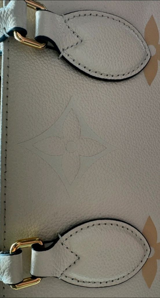 (정품) 루이비통 온더고 MM 아이보리 토트백.가방 !! 이미지