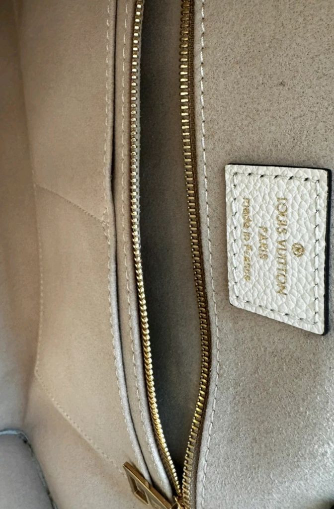 (정품) 루이비통 온더고 MM 아이보리 토트백.가방 !! 이미지