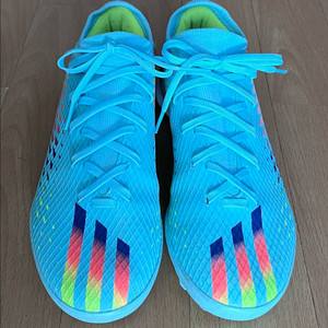 아디다스 아동 풋살화(사이즈 245~250) 팝니다. 이미지