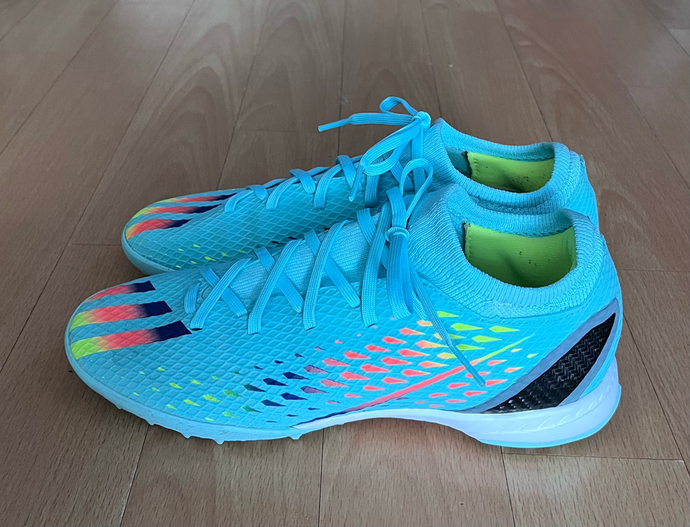 아디다스 아동 풋살화(사이즈 245~250) 팝니다. 이미지