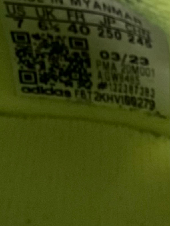 아디다스 아동 풋살화(사이즈 245~250) 팝니다. 이미지