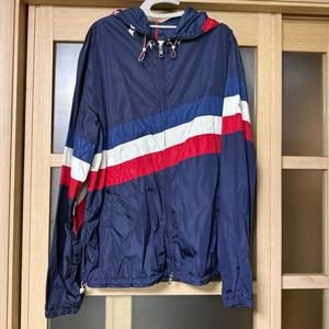 몽클레어 후드 바람막이 이미지