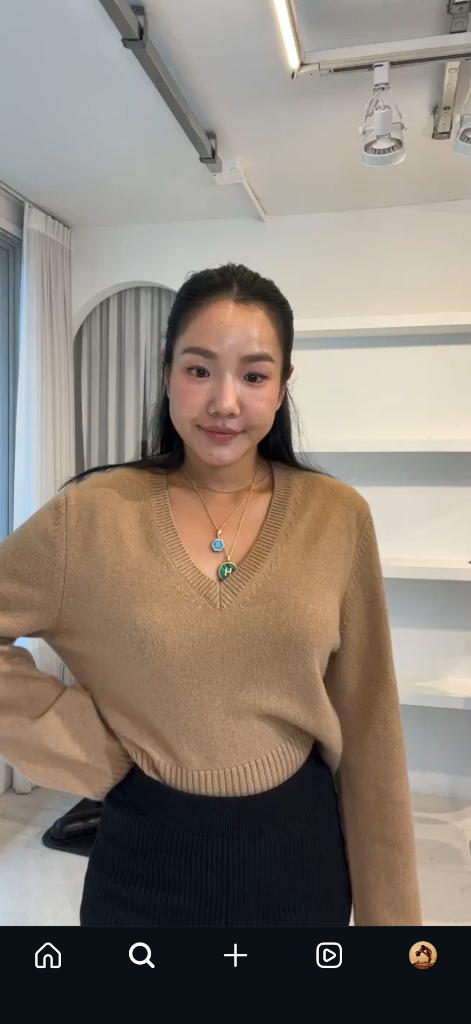 매니모어몽 김몽키 샐리손 원형 그린, 육각 화이트 목걸이 팔아요 이미지