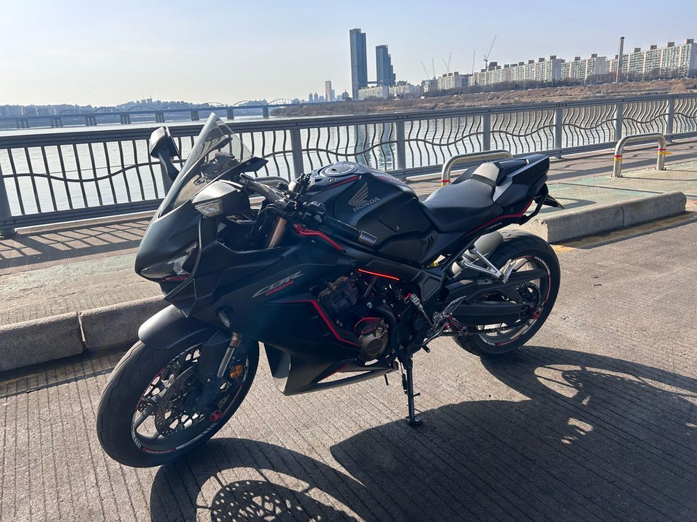 cbr650r 20년식 아크라 구변완 이미지