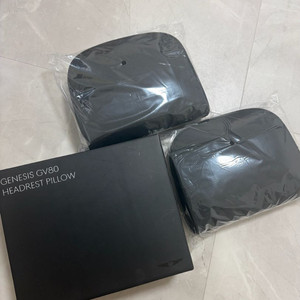 제네시스gv80 블랙에디션 목베개 세트 이미지