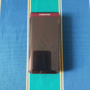 갤럭시 폴더폰2 싸게팝니다 이미지