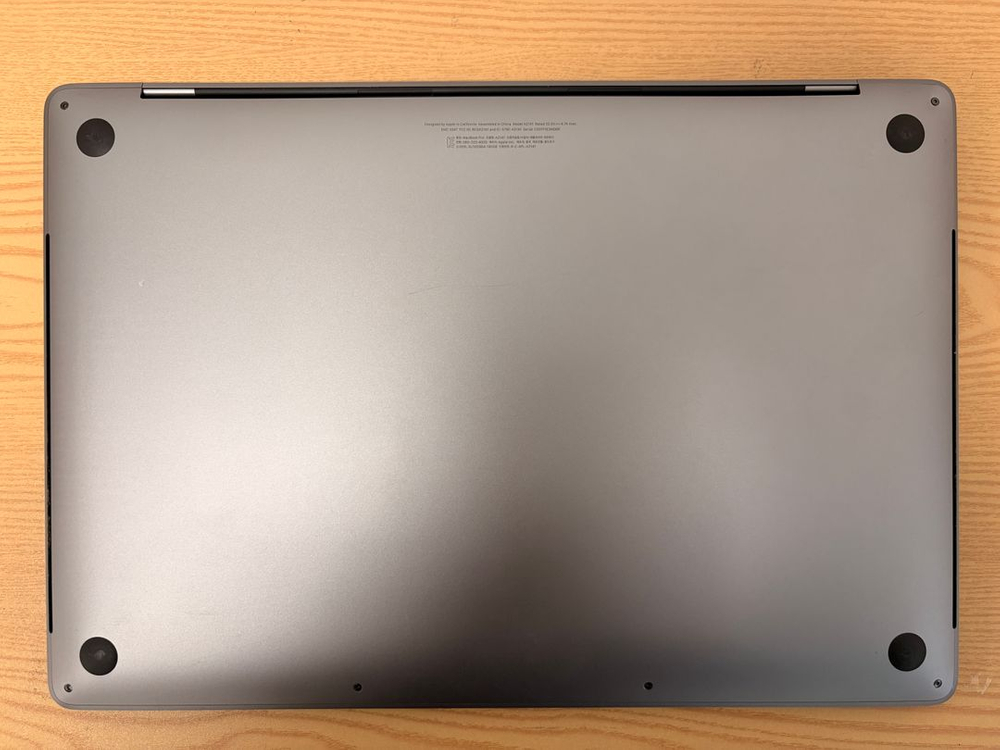 맥북프로 터치바 16인치 라데온 프로 I7-9 16GB 512GB 이미지
