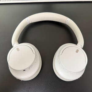 Sony 소니 무선헤드폰 WH-CH720N초경량무선노이즈캔슬링 이어폰 초경량인기 화이트 품절상태테스팅완료사용법사진올 이미지