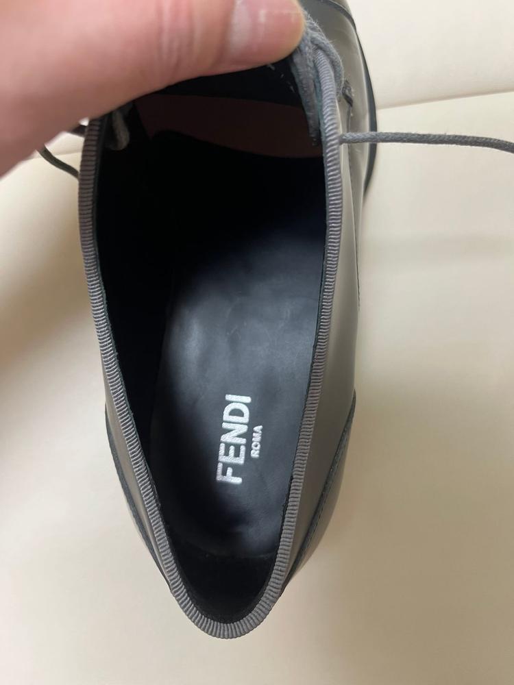 펜디 FENDI 캘리그라피 로고 스퀘어토 그레이 레이스업 슈즈 260사이즈 새제품 이미지