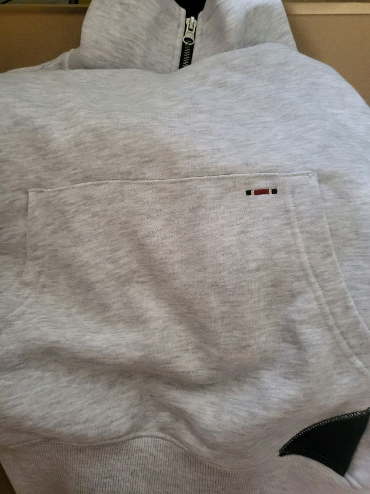 로맨틱크라운 반집업티 미디움 이미지