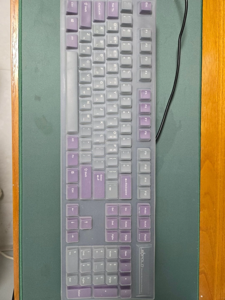 레오폴드 FC900R PD 그레이/퍼플 키보드 이미지