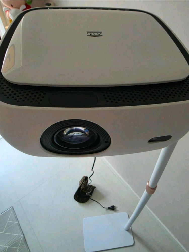 제우스빔프로젝터 고화질 FHD 빔프로젝터 ZEUS L1300 이미지