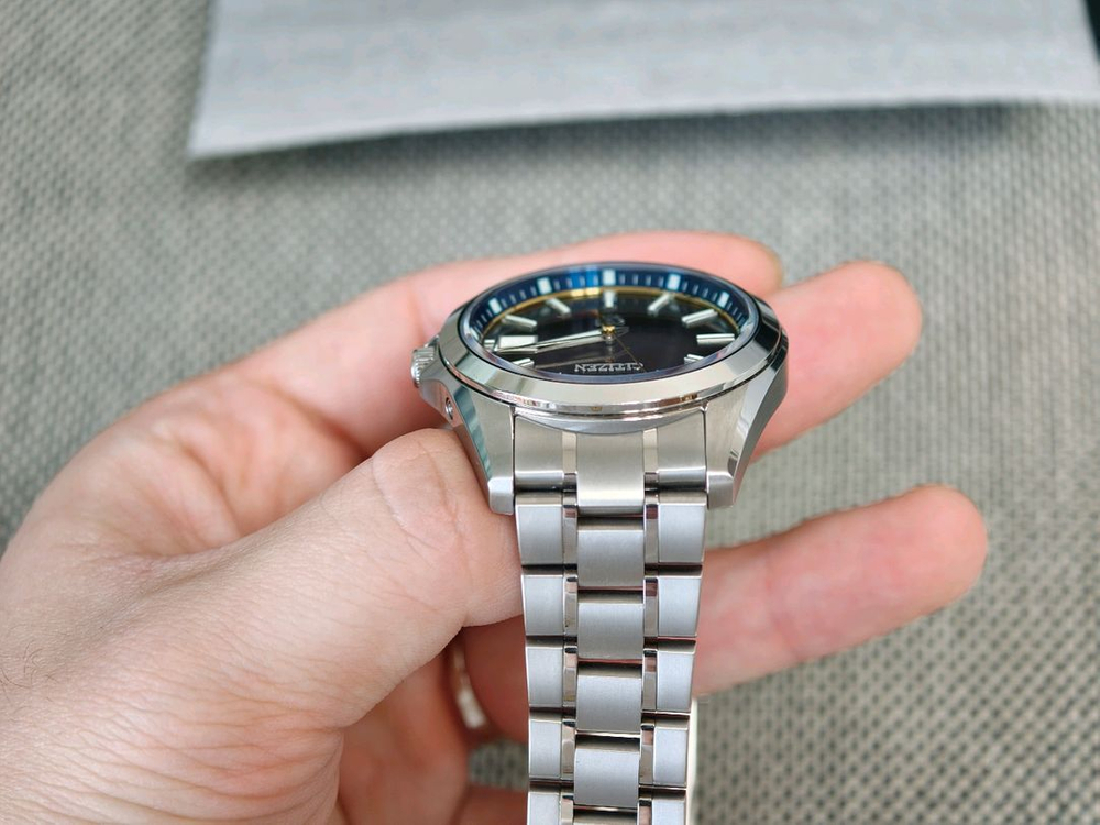 더 시티즌 밤바다 aq4090-59e 닥종이 한정판 이미지