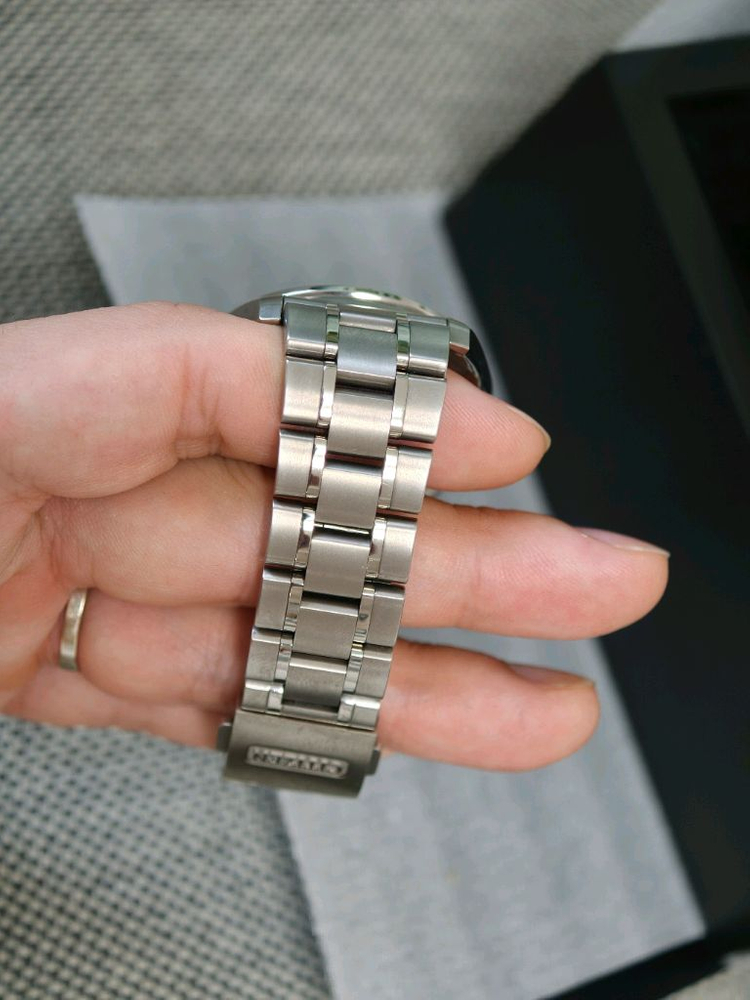 더 시티즌 밤바다 aq4090-59e 닥종이 한정판 이미지