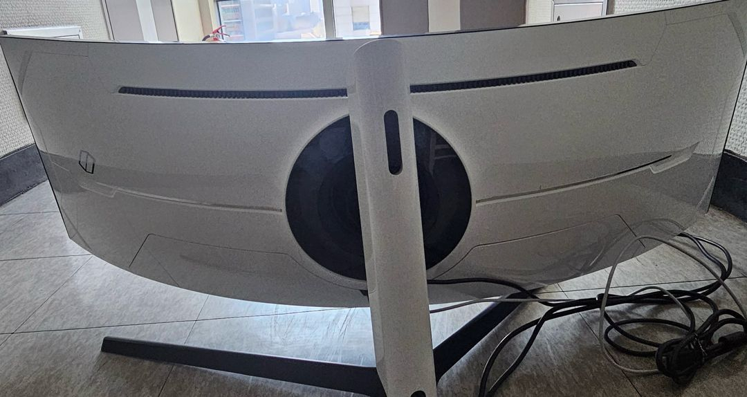 삼성전자 오디세이 G9 LC49G95T 49인치 울트라 와이드 게이밍 모니터 이미지