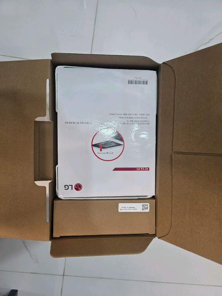 lg 시네빔 4k 빔프로젝터 pu615u 이미지