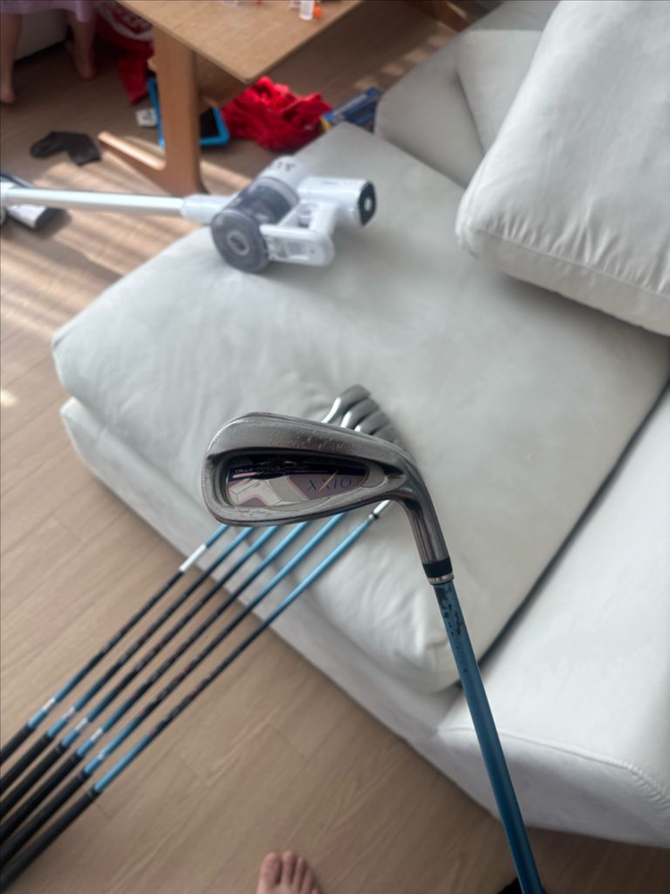 젝시오 1300k 여성용 골프채 풀세트 팝니다. 이미지