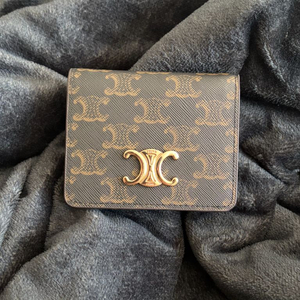 셀린느 지갑 팔아요 이미지