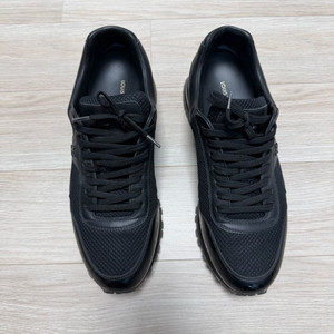 루이비통 스니커즈 남자 육반사이즈 이미지